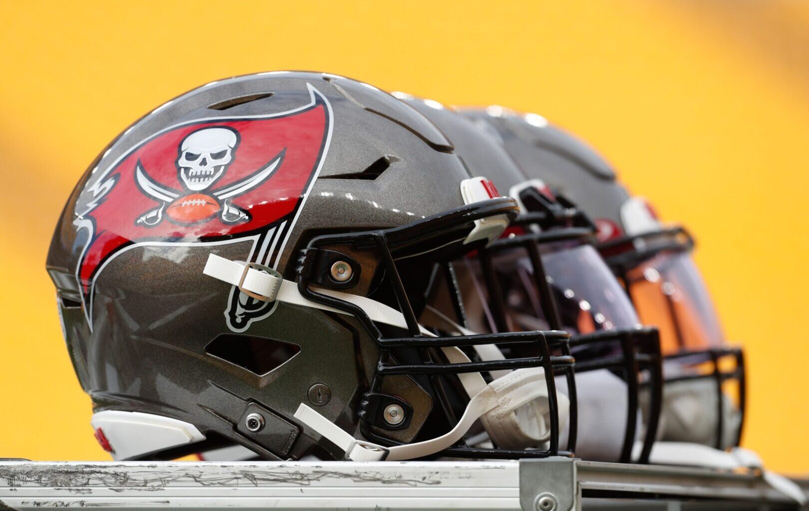 Buccaneers Announced Two Transactions - NFLTradeRumors.co