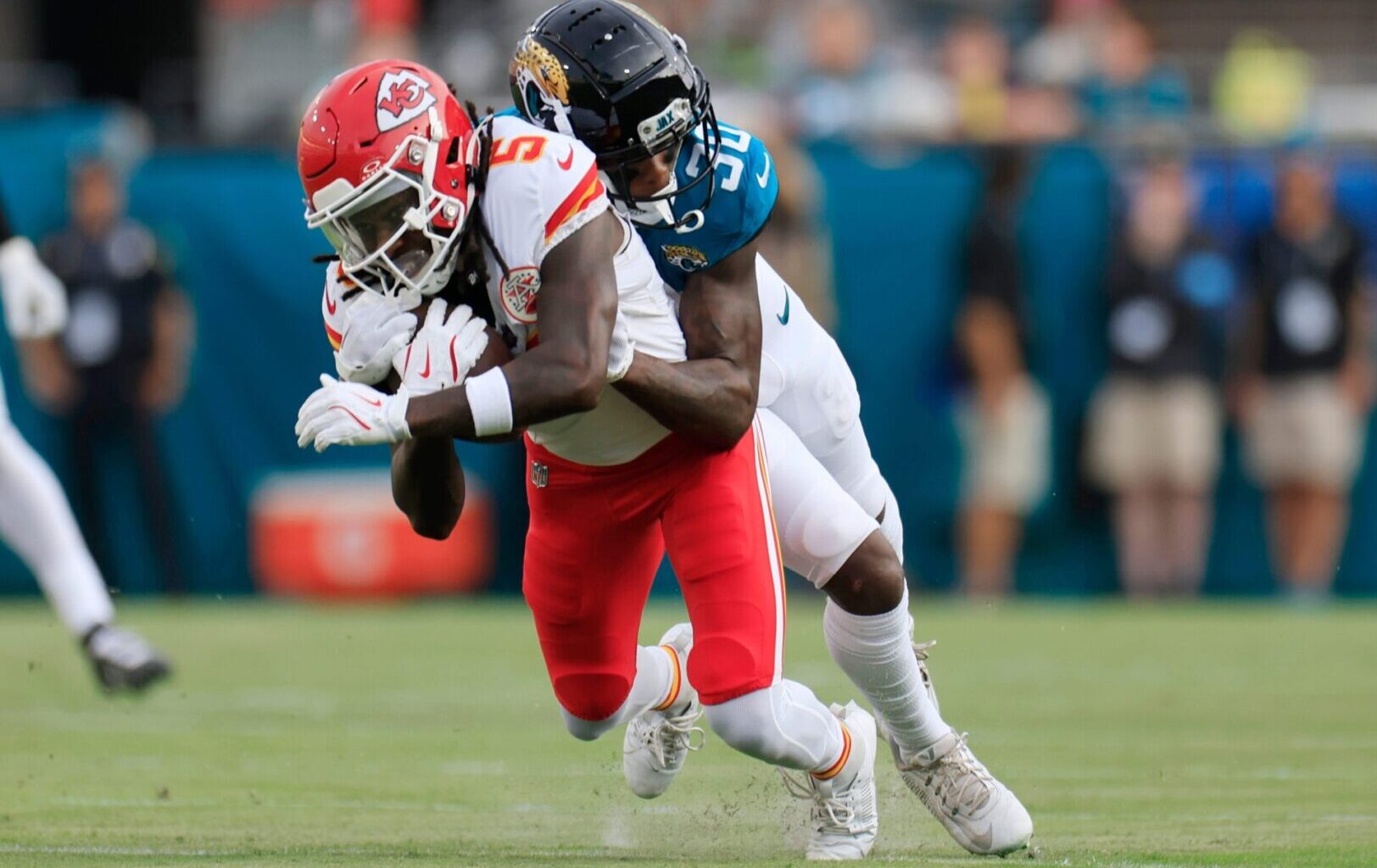 Chiefs Rule Out WR Marquise Brown For Week 15, Among Four Players