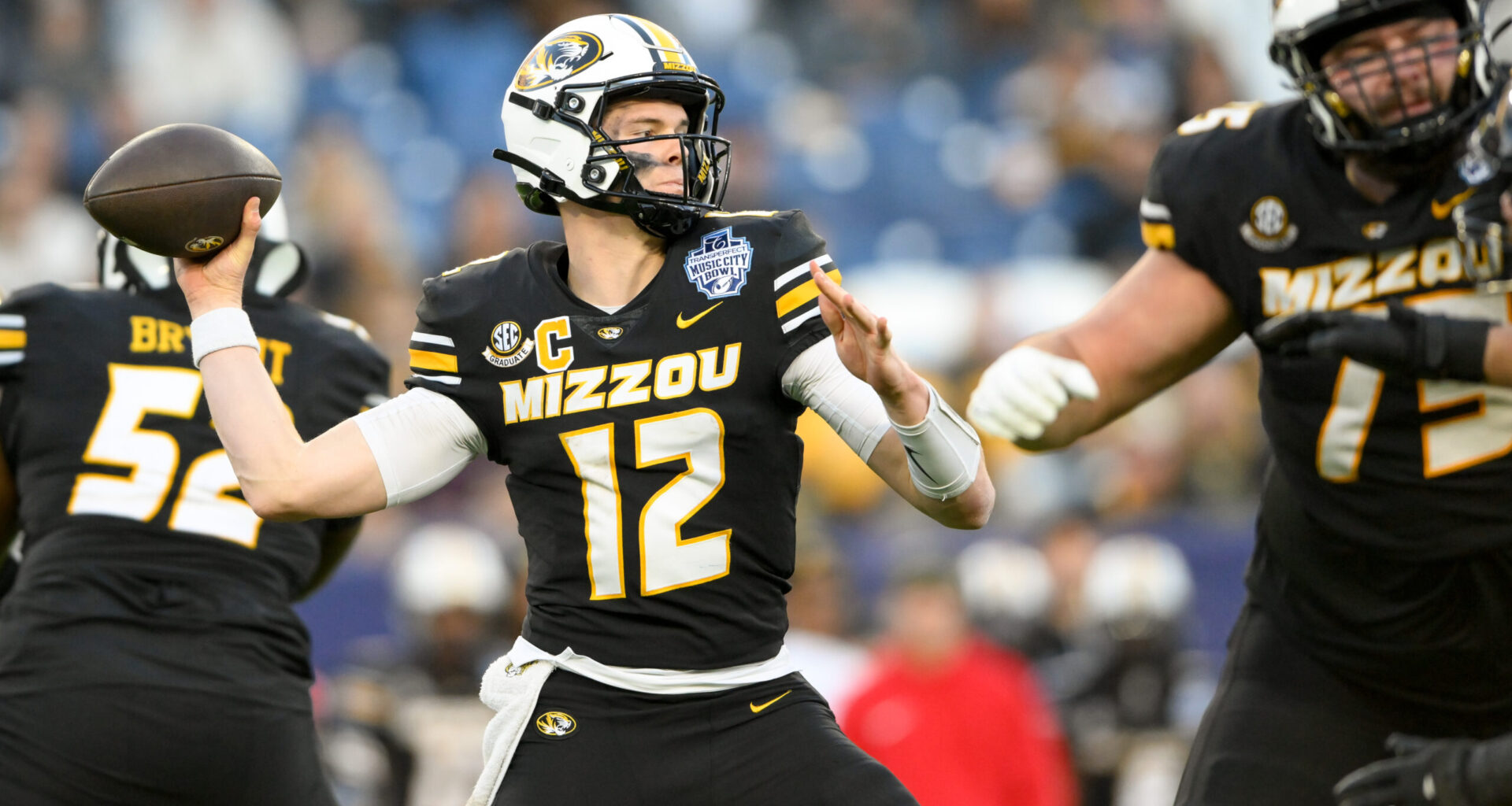 New York Jets announce Brady Cook roster move before Week 14 game