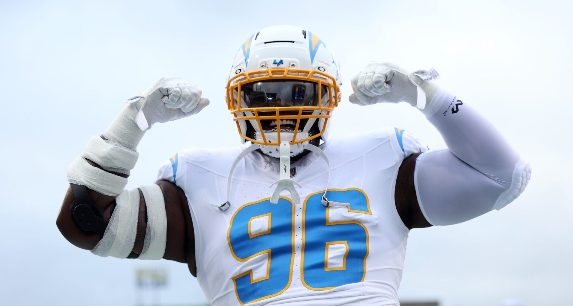 Texans Claim DT Naquan Jones, Waive DB Jalen Mills