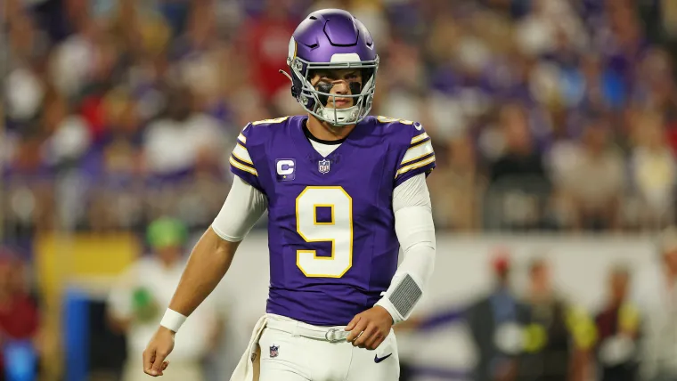 Vikings predicted to trade with Eagles, 49ers or Saints for J.J. McCarthy insurance image
