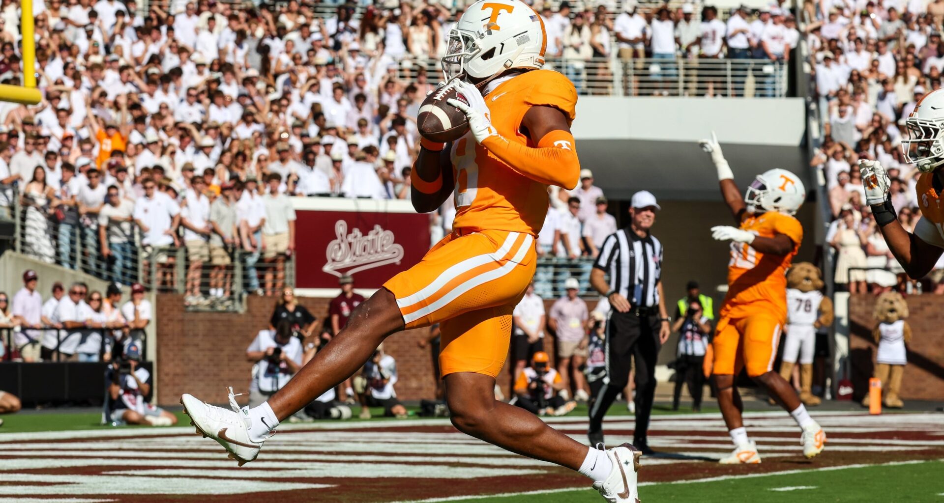 Colton Hood 2026 NFL Draft Early Scouting Report