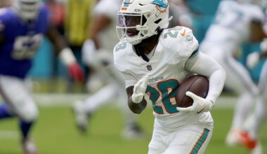 Dolphins RB De'Vone Achane Seeking Offseason Extension