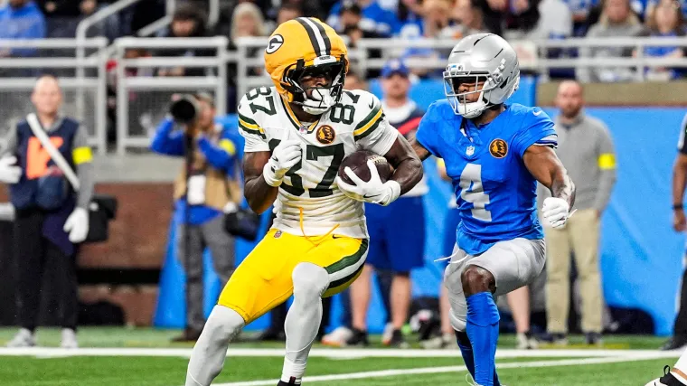 Is Romeo Doubs playing today? Why Packers WR had quiet first half vs. Bears image