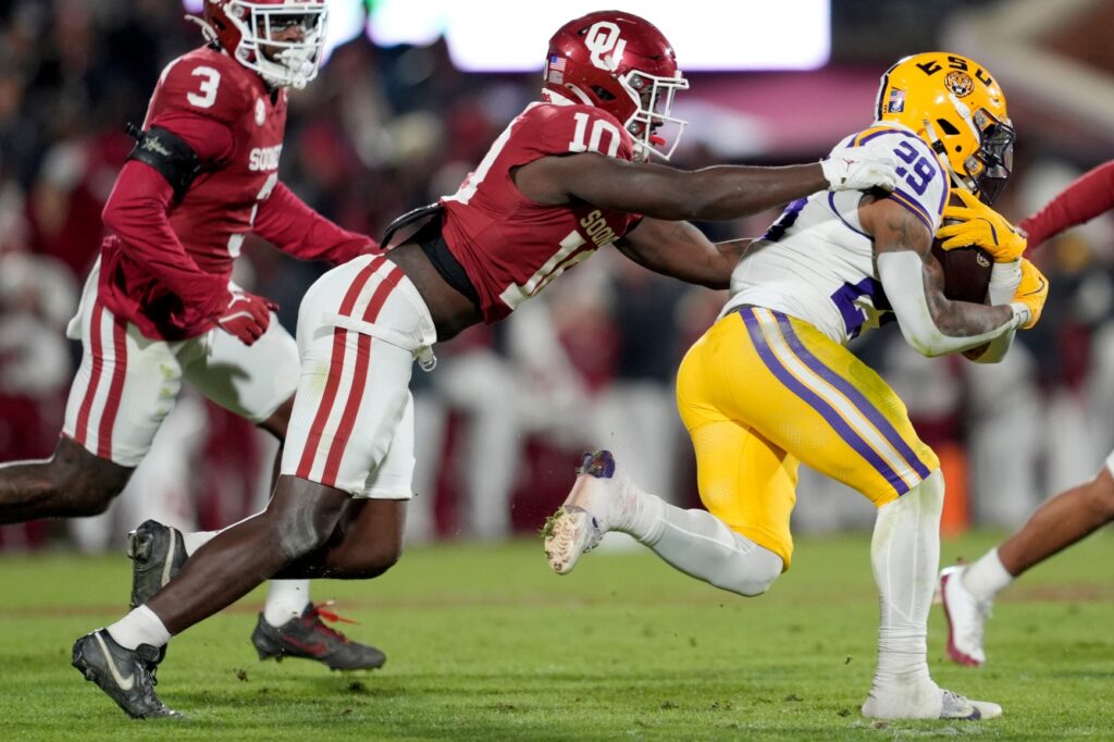 No. 8 Oklahoma 17 vs. LSU 13