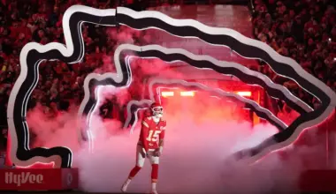 Chiefs vs. Texans live score, updates, highlights from NFL 'Sunday Night Football' game image