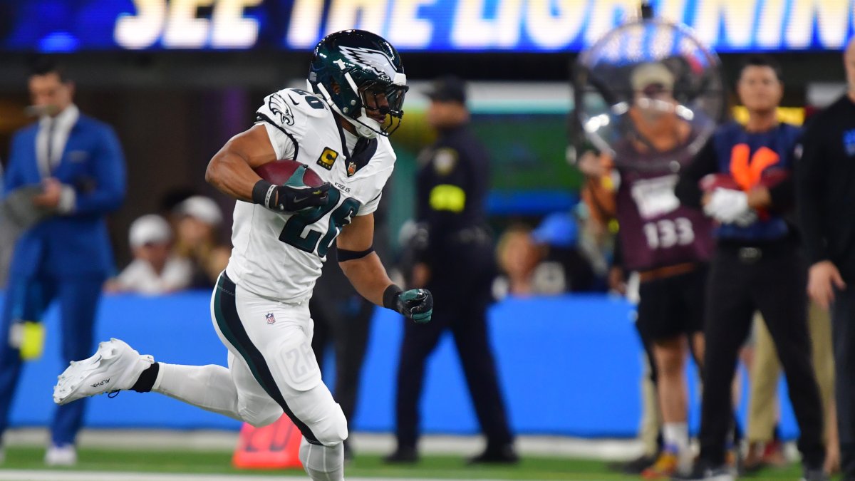 Saquon Barkley looks like himself despite lack of opportunity – NBC Sports Philadelphia