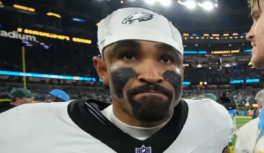 Jalen Hurts has unique response to questions about his confidence heading into Week 15 vs. Raiders image