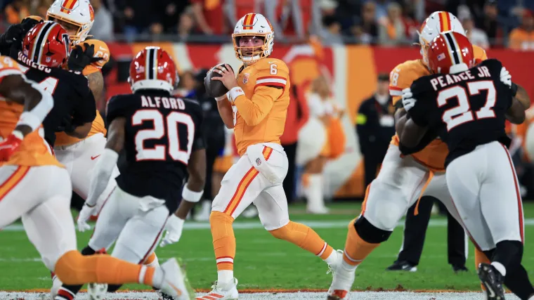 Buccaneers vs. Falcons live score, updates, highlights from NFL 'Thursday Night Football' game image