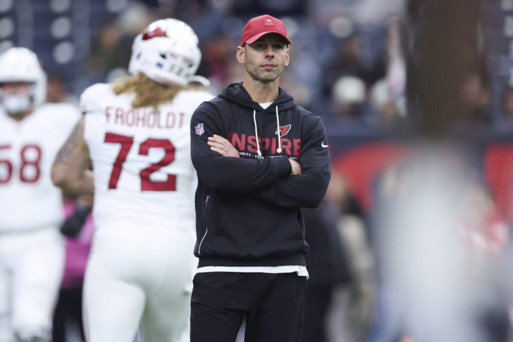 Arizona Cardinals head coach Jonathan Gannon