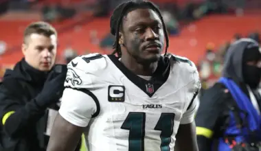 A.J. Brown's wisdom questioned after teeth injury update for Eagles WR image