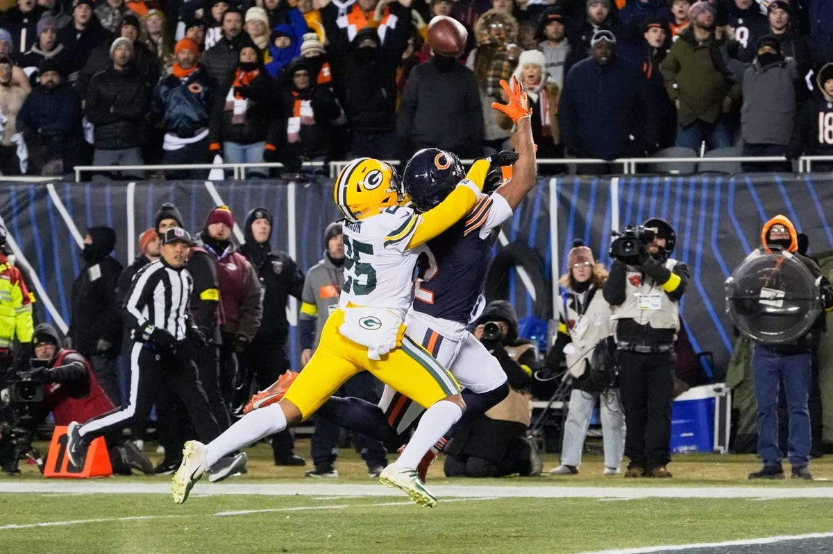 Caleb Williams to DJ Moore in overtime slayed the Packers. Here’s how the Bears did it
