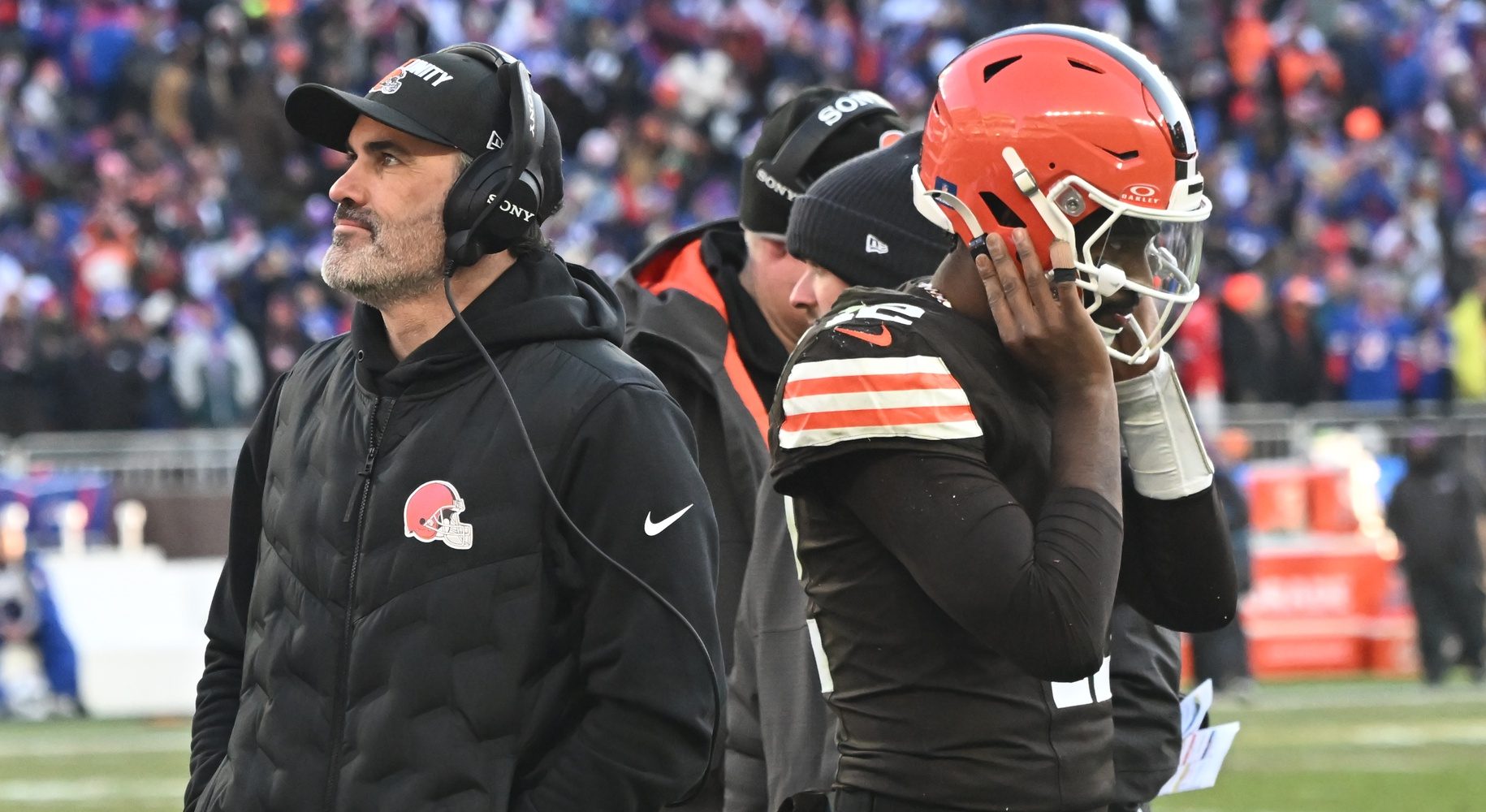 Shedeur Sanders pushes back on questions about coaching decisions