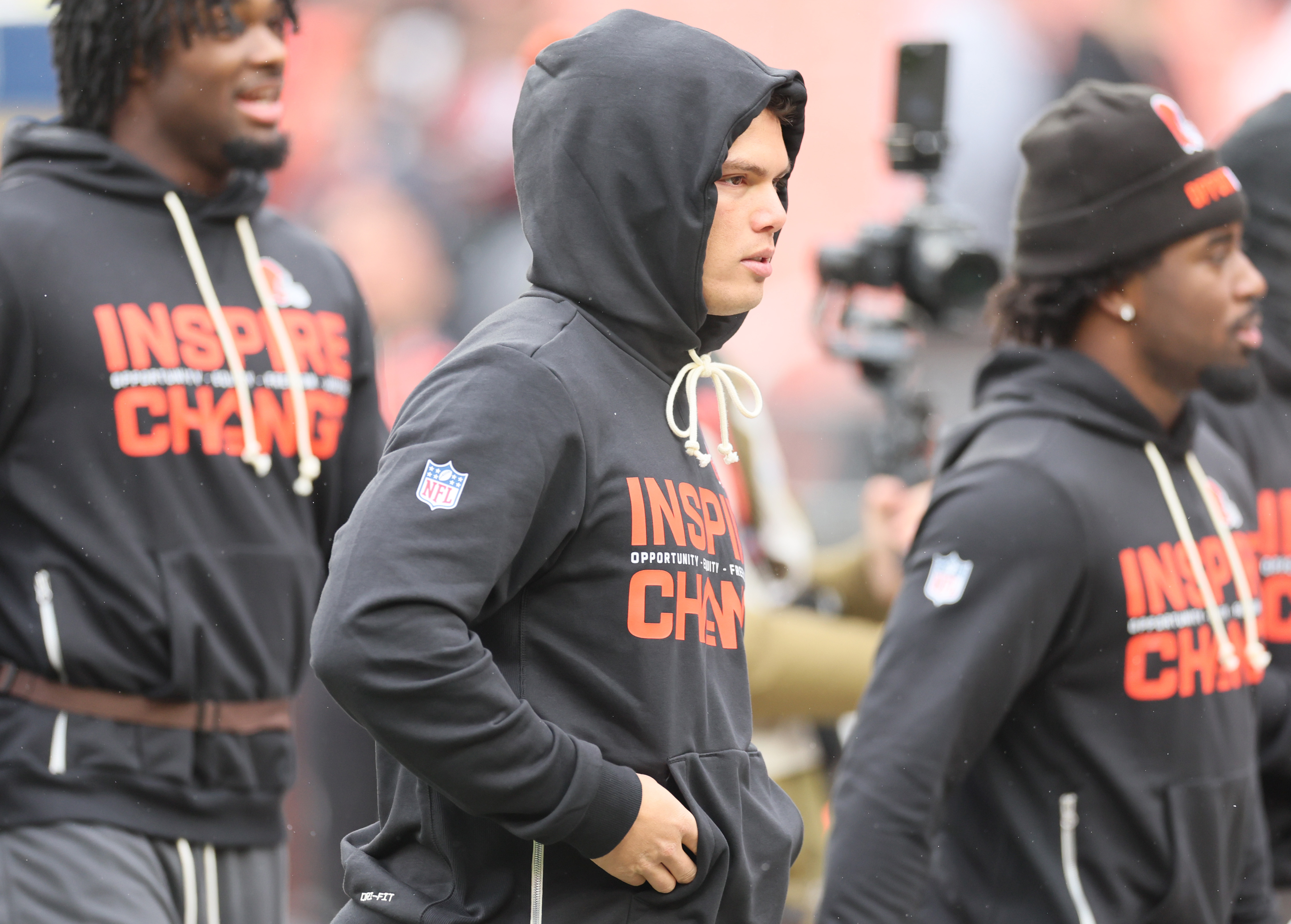 Cleveland Browns quarterback Dillon Gabriel on the field for warm ups before their game against the Tennessee Titans at Huntington Bank Field.
