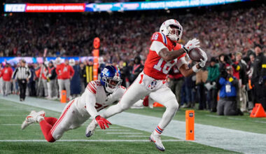 Drake Maye passes for 2 TDs, Patriots become 1st team to 11 wins, defeating Giants 33-15