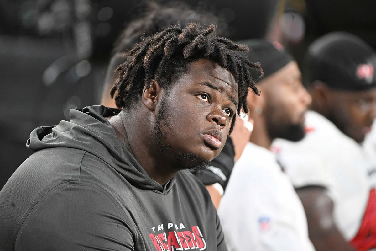 Bucs Dt Desmond Watson