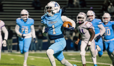Kentucky coach Mark Pope turns back to his bench after another turnover against Gonzaga during their game at Bridgestone Arena in Nashville Friday, Dec. 5, 2025 - Denny Simmons / The Tennessean / USA TODAY NETWORK via Imagn Images