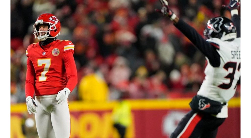 Chiefs fall to Texans; playoff hopes fading for Kansas City