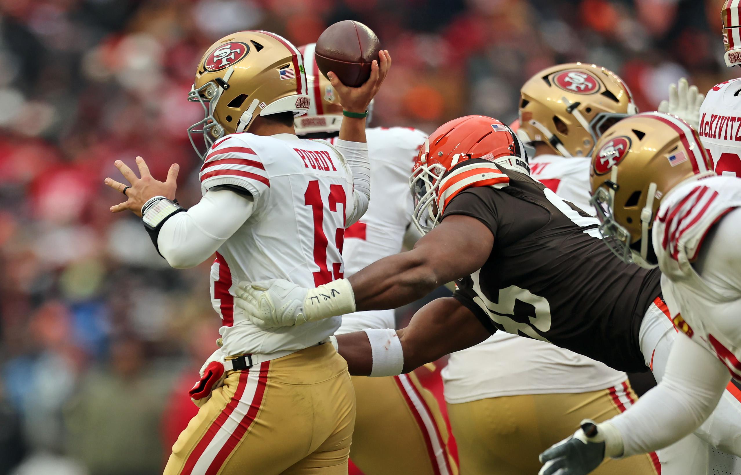 Cleveland Browns defensive end Myles Garrett pressures San Francisco 49ers quarterback Brock Purdy in the second half of play. 
