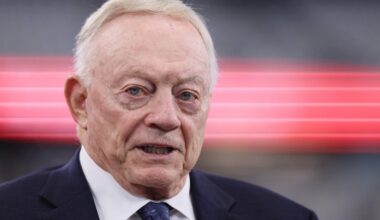 Jerry Jones points the finger for disappointing Cowboys season