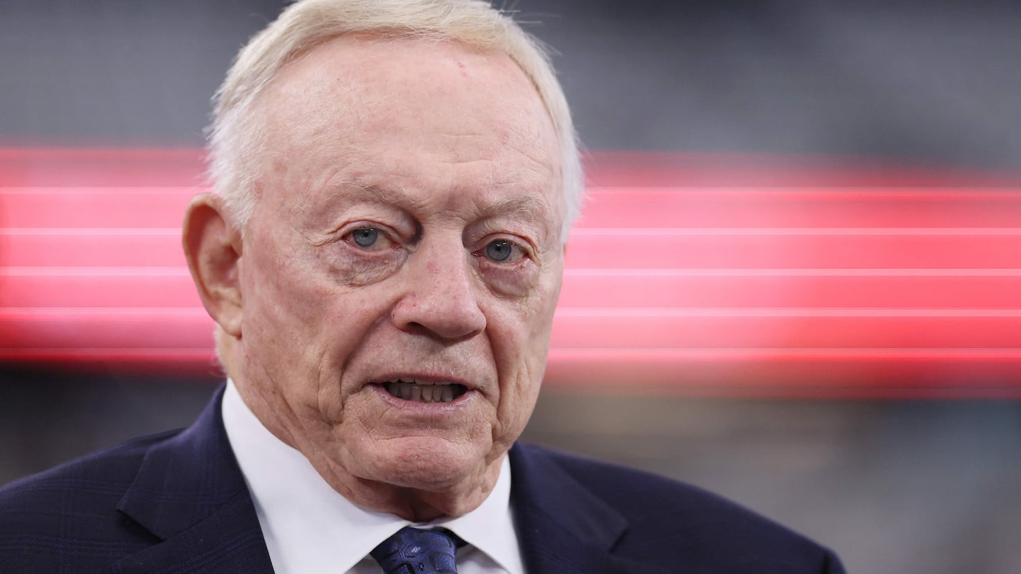 Jerry Jones points the finger for disappointing Cowboys season