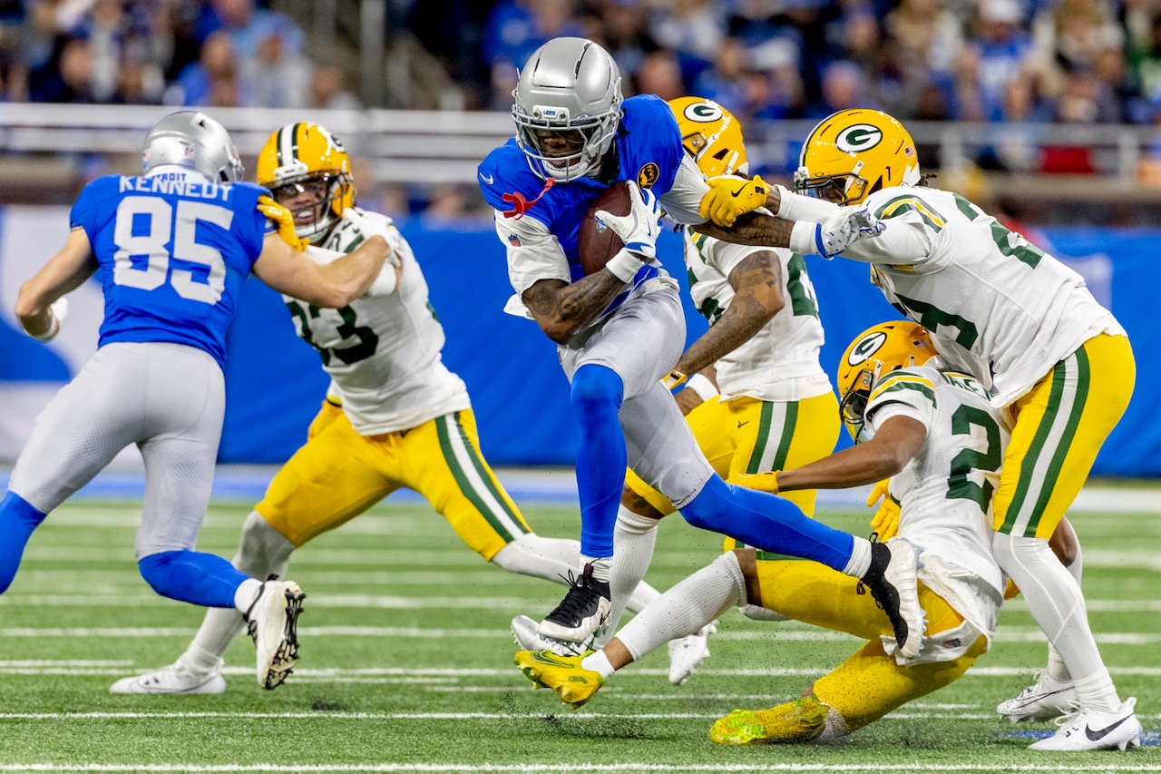 Two Lions players fined following Week 13 loss to Packers