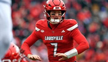 Miller Moss throws for 2 TDs, Louisville holds off Toledo 27-22 in Boca Raton Bowl :: WRAL.com