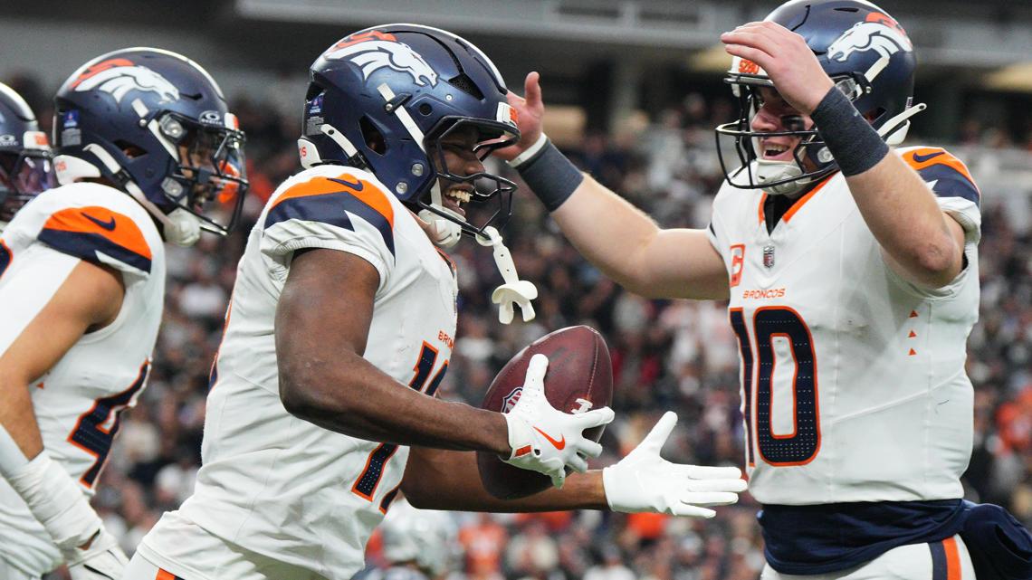 Mims punt return lifts Broncos to 14-7 halftime lead on Raiders