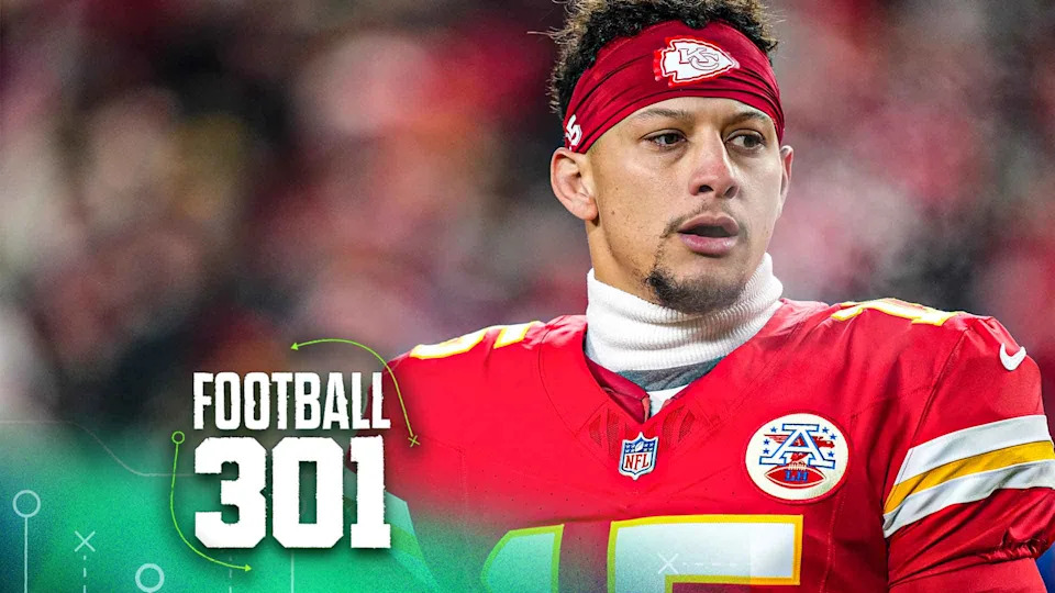 KANSAS CITY, MISSOURI - DECEMBER 07: Patrick Mahomes #15 of the Kansas City Chiefs warms up prior to an NFL football game against the Houston Texans at GEHA Field at Arrowhead Stadium on December 7, 2025 in Kansas City, Missouri. (Photo by Cooper Neill/Getty Images)