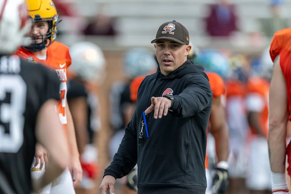 Jan 28, 2025; Mobile, AL, USA; American team head coach Bubba Ventrone of the Cleveland Browns directs drills during Senior Bowl practice for the American team at Hancock Whitney Stadium. Mandatory Credit: Vasha Hunt-Imagn Images
