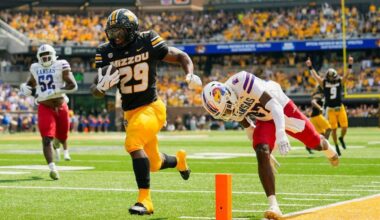 2025-26 college football bowl game odds, CFP picks, best bets, predictions from proven model