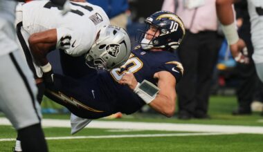 Chargers QB Justin Herbert breaks bone in left hand, but he's optimistic about playing next week
