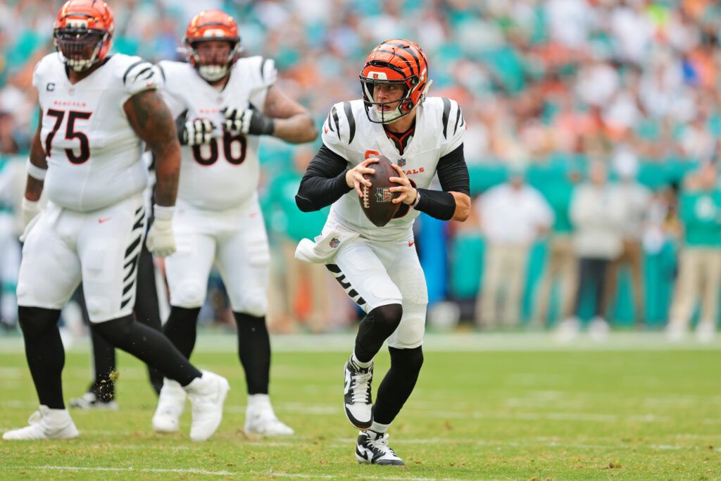 Joe Burrow Surprised Bengals’ Offensive Line With ‘Unique’ Christmas Gifts