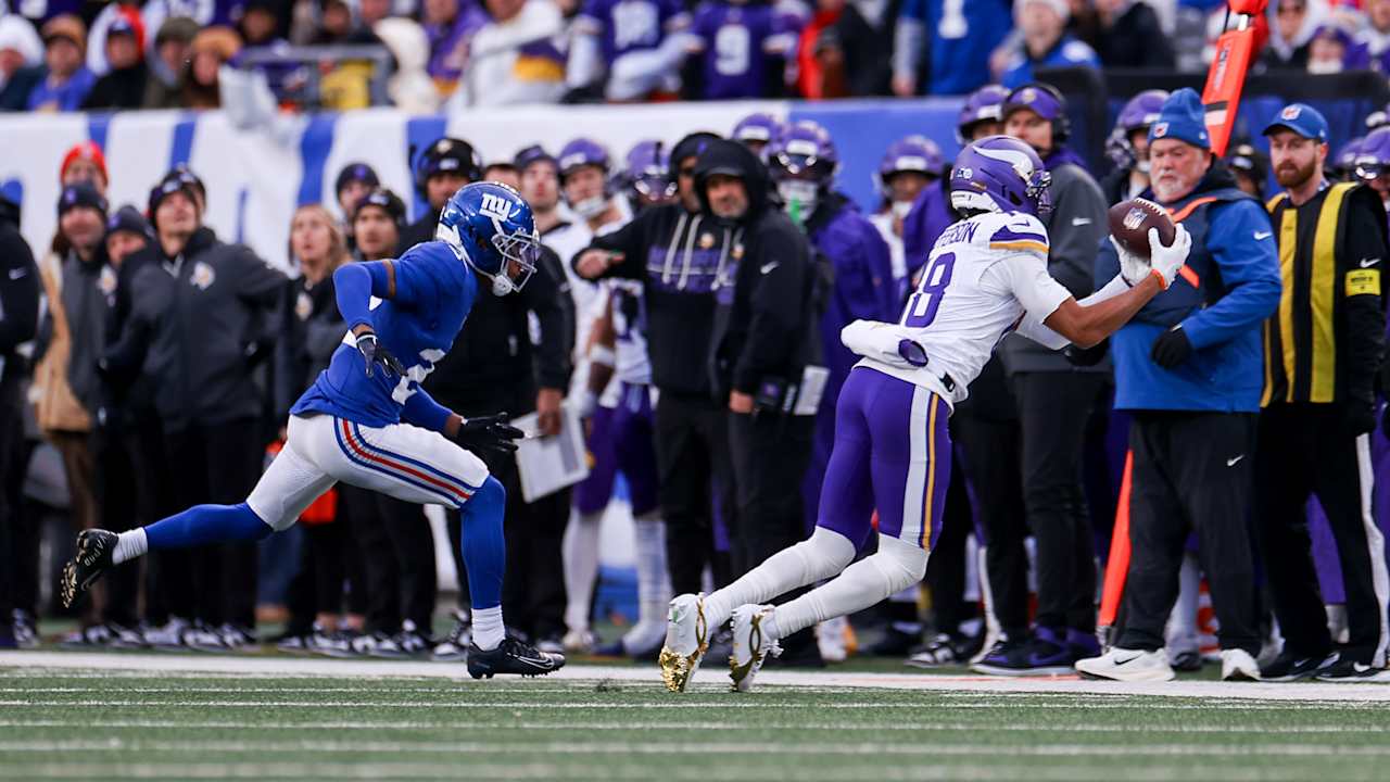 Vikings Offense Grinds; Max Brosmer Hits Key Throw to Justin Jefferson at Giants