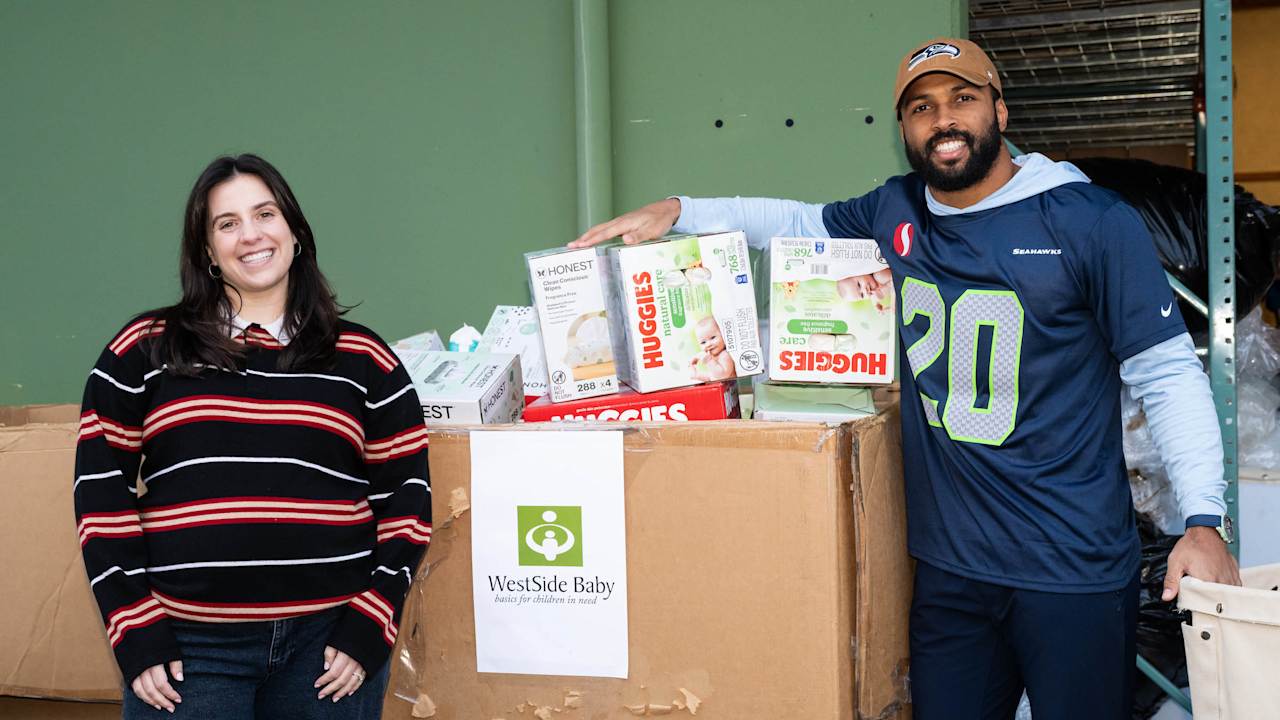 Walter Payton NFL Man Of The Year Nomination ‘Incredibly Special’ For Seahawks S Julian Love