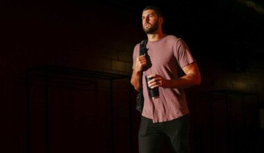 Bucs Arriving for Game Against the Atlanta Falcons
