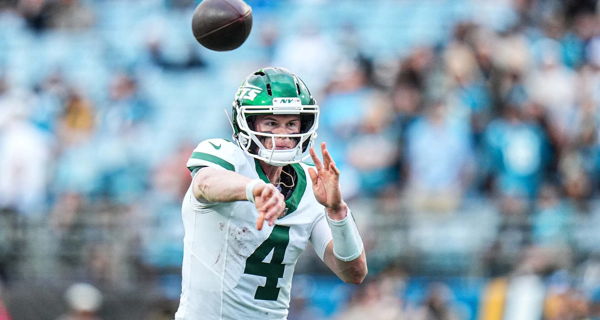 Despite blowout, Jets pass major test with Brady Cook