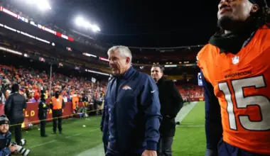 NFL Picks, Predictions Week 15: Denver Broncos vs. Green Bay Packers image