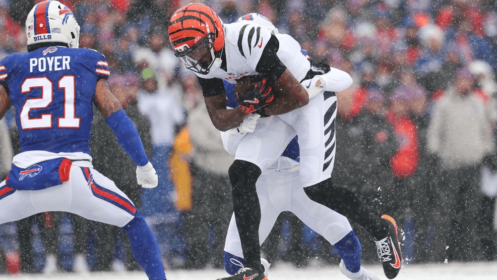 Tee Higgins #5 of the Cincinnati Bengals runs with the ball after a reception against the Buffalo Bills at Highmark Stadium on December 07, 2025 in Orchard Park, New York. (Photo by Jamie Schwaberow/Getty Images)