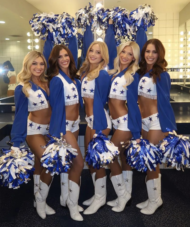 Marissa Phillips  Dallas Cowboys Cheerleader Marissa Phillips with her fellow squad members.