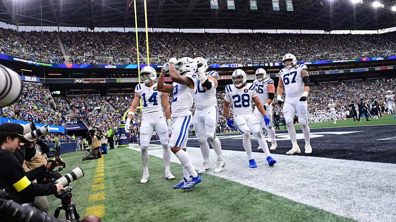 Philip Rivers' first TD pass since 2020 goes to Josh Downs