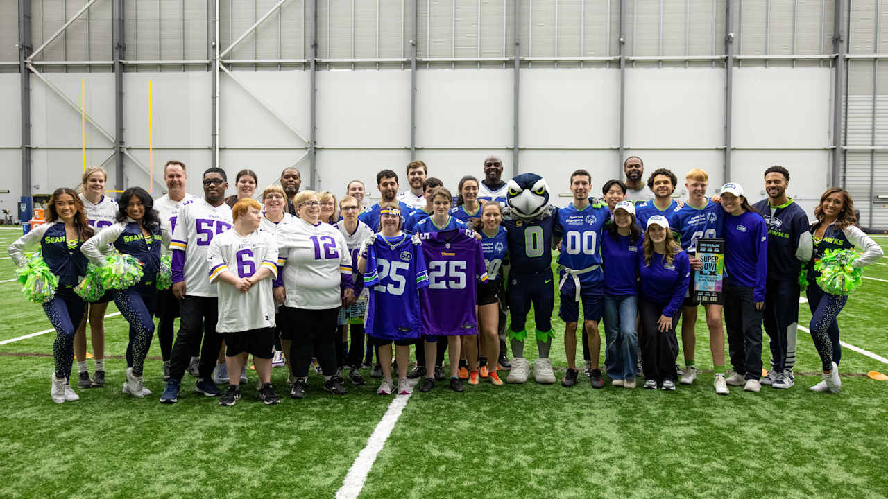 Vikings & TCO Orthopedics Create Memories for 2025 Unified Flag Football Special Olympians