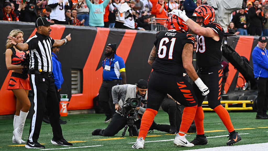 Bengals' Cody Ford vs. Cardinals...