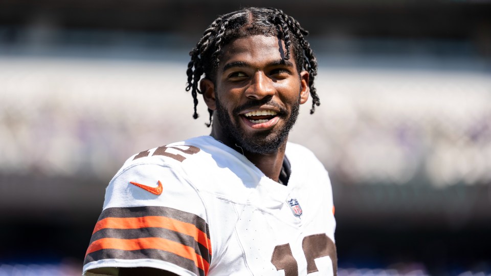 BALTIMORE, MARYLAND - SEPTEMBER 14: Shedeur Sanders #12 of the Cleveland Browns reacts prior to an NFL football game against the Baltimore Ravens at M&T Bank Stadium on September 14, 2025 in Baltimore, Maryland. (Photo by Michael Owens/Getty Images)