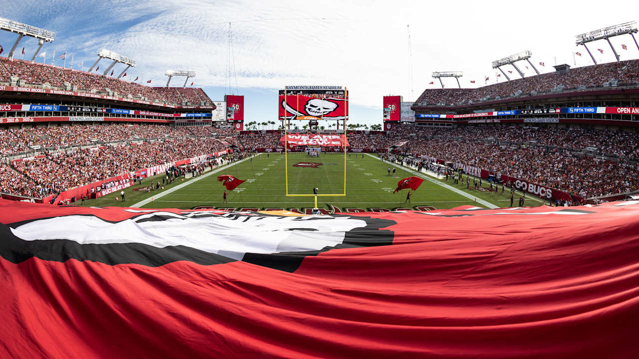 Bucs to Host Division Rival New Orleans Saints in Week 14 'She Is Football' Game, Presented by Florida Blue