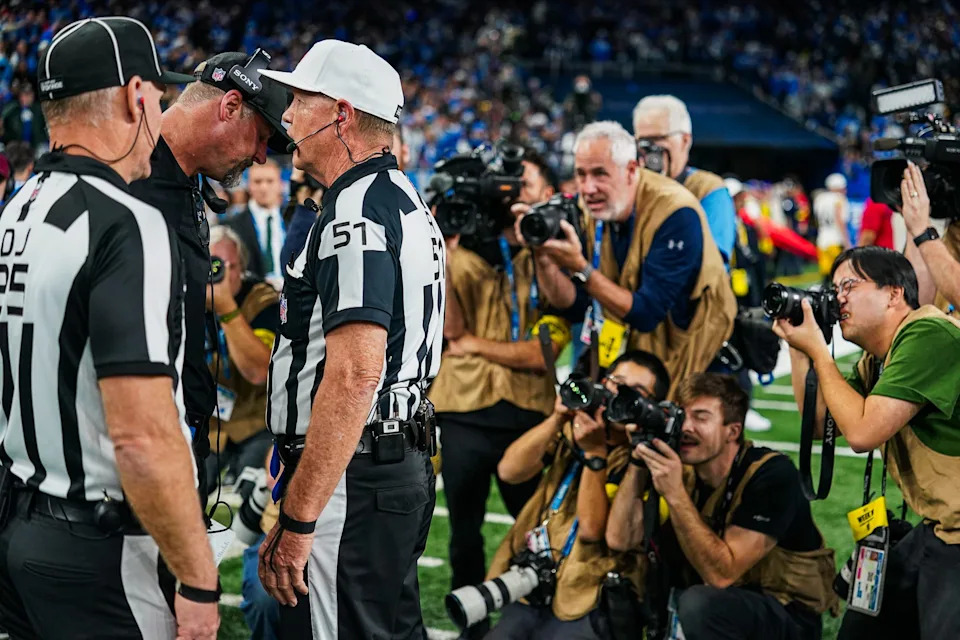 Detroit Lions head coach Dan Campbell talks to referee Carl Cheffers after losing 29-24 to the Pittsburgh Steelers at Ford Field in Detroit on Sunday, Dec. 21, 2025.