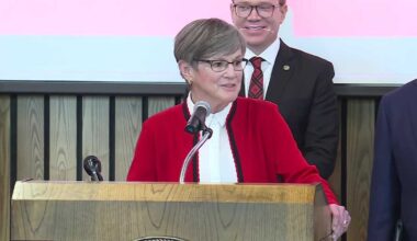 Kansas Gov. Laura Kelly announces Chiefs' move to the State of Kansas