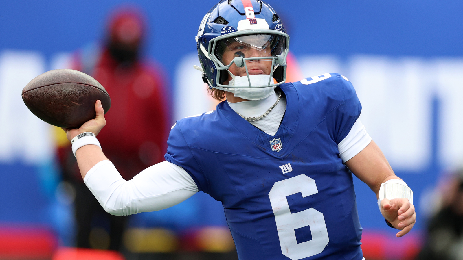 New York Giants Visit Las Vegas Raiders In a Battle For the No. 1 Overall Pick