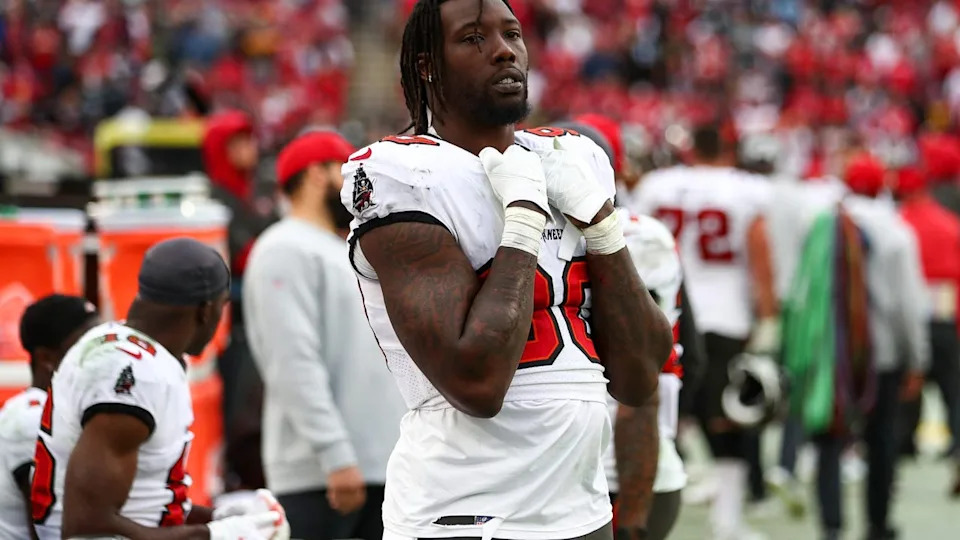<div>Jason Pierre-Paul #90 of the Tampa Bay Buccaneers looks on from the sidelines during the NFC Wild Card Playoff game against the Philadelphia Eagles at Raymond James Stadium on January 16, 2022 in Tampa, Florida. (Photo by Kevin Sabitus/Getty Images)</div>