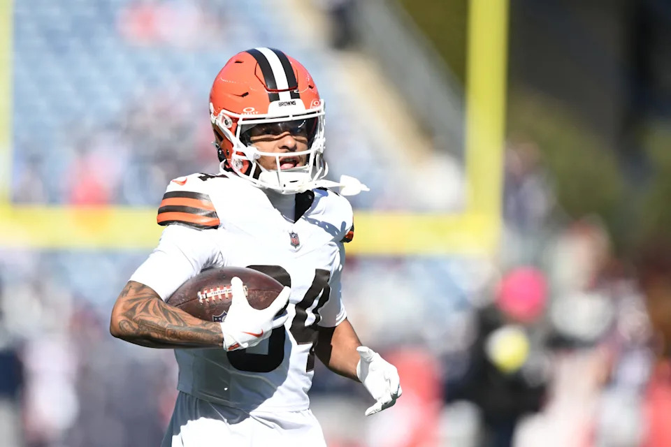 Oct 26, 2025; Foxborough, Massachusetts, USA; Cleveland Browns wide receiver Gage Larvadain (84) warms up prior to the first half against the New England Patriots at Gillette Stadium. Mandatory Credit: Brian Fluharty-Imagn Images
